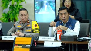 Bareskrim Polri Tangkap 2 WNA China Sindikat Penipu Modus SMS Phishing