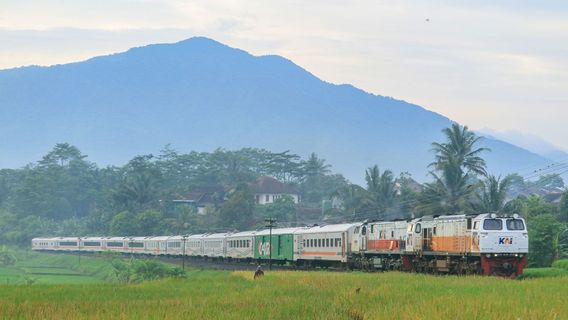 Mulai Juni Jadwal Kereta Berubah, KAI Ingatkan Pelanggan Perhatikan Jam Keberangkatan