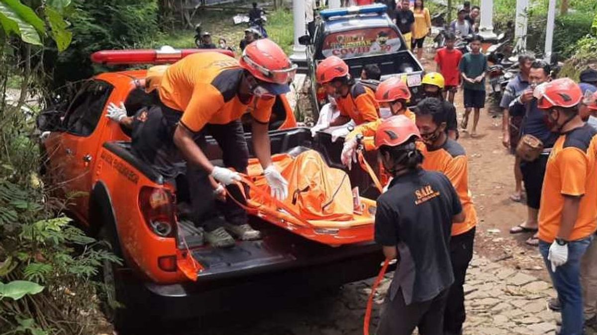 Un Habitant De Sulawesi-Sud A été Retrouvé Mort Dans Un Champ De Riz Du Centre De Temanggung, Dans Le Centre De Java