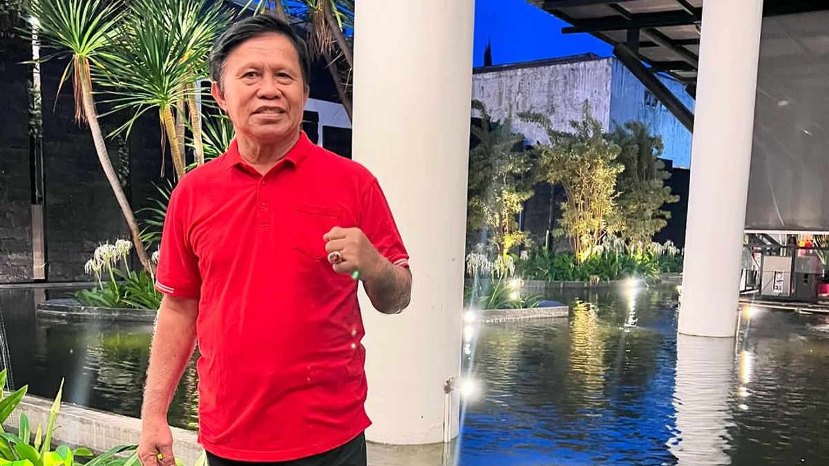 Indonesian Boxing Legend Ellyas Pical Treated In Hospital