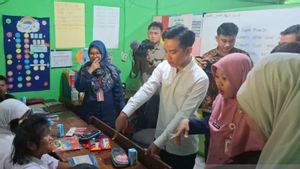 Wapres Gibran Tinjau Uji Coba Makan Bergizi Gratis di SLBN 5 dan SDN 15 Jakbar