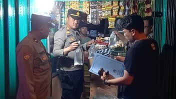 Police Secure Dozens Of Liters Of Alcohol Sold In Small Stalls