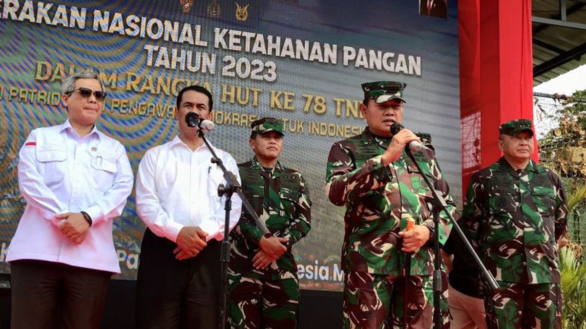 TNI司令官のユド・マルゴノは、彼の後継者がTNIを堅実に保つことを望んでいます
