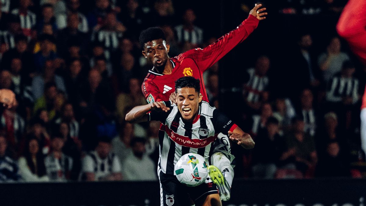 Manchester United Dihancurkan Tim Divisi Empat di Carabao Cup, Amorim Terancam