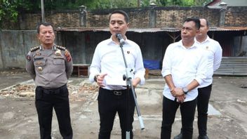 Police Raid Illegal Solar Shelter Warehouse In North Sumatra