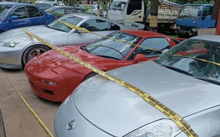 Polda Kepri Amankan 3 Mobil Mewah Honda NSX dan Nissan Fairlady Z Tanpa Dokumen