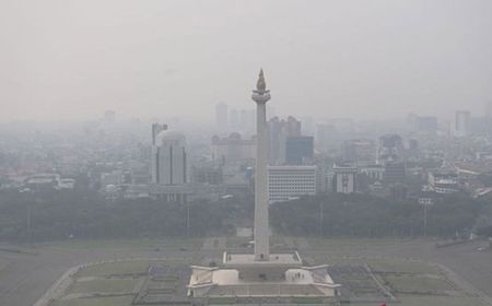 Tekan Polusi Udara Jakarta, Pabrik di Jabodetabek Bakal Dipasangi Alat Sensor Gas Buang