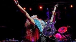 Ini Alasan Marty Friedman Tidak Pernah Memakai Cincin Saat Main Gitar