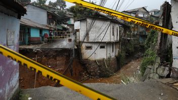 プンチャックボゴールスルトの洪水、1人の死亡した犠牲者が見つかりました