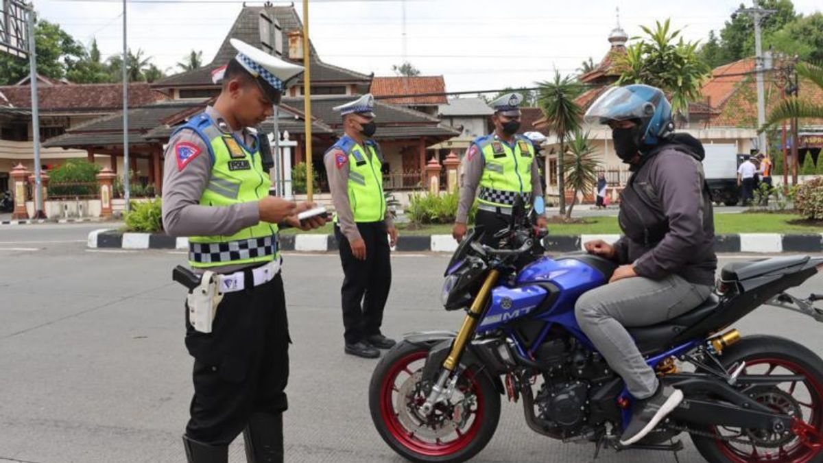 À compter du 4 avril, la police de Korlantas titre de l’opération Ketupat 2024: Les contrevenants au silence sont immédiatement arrêtés