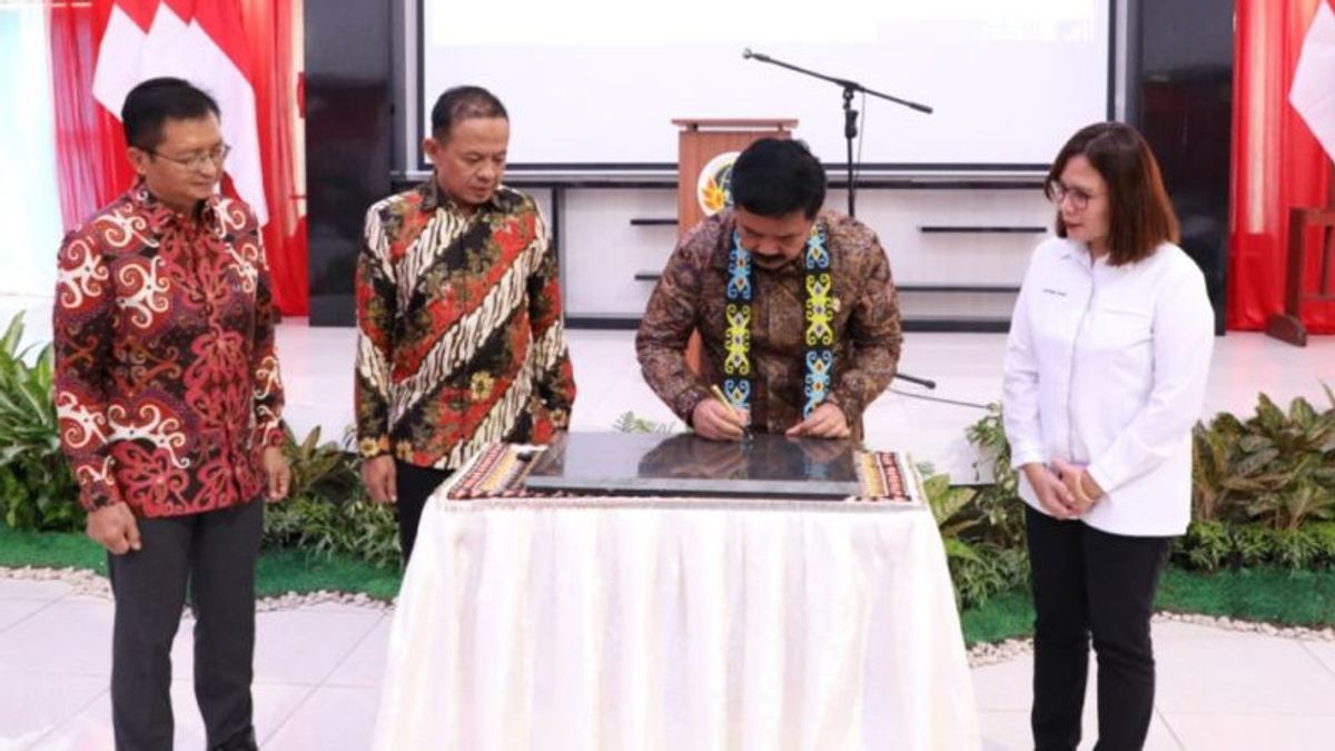 Officially The Land Office In Kutai, East Kalimantan, Minister Hadi Asked To Speed PTSL