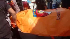 टंजंग सेलोर के निवासियों ने हंगामा किया, एक आदमी कैफे बी स्पेस के सामने मृत पाया गया