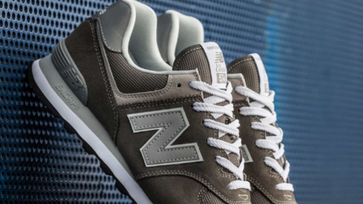 グレーデーを記念して、ニューバランスは574と5740シリーズのための灰色の靴をリリースしました