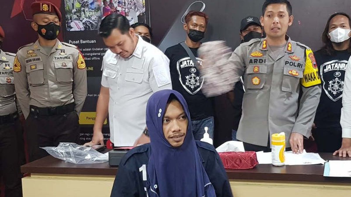 'Menyamar' di Balik Daster Tetangga yang Dicuri, Pria di Semarang Diam-diam Masuk ke Kafe Ambil Brankas Isi Uang Rp5 Juta