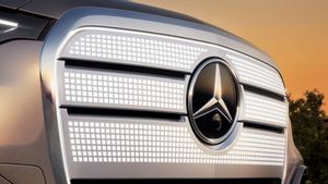 Mercedes-Benz Ungkap Desain Gril Futuristik Terbaru untuk Era EV