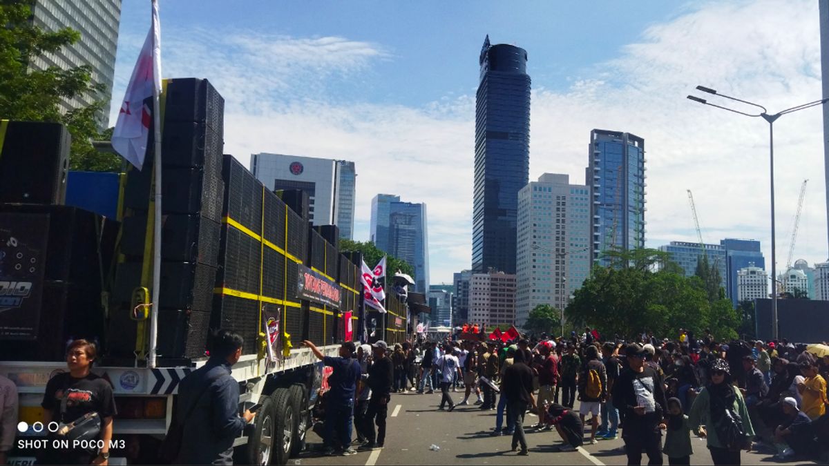 Sound Horeg Jadi Fenomena Tak Biasa di Jakarta, Warga: Kapan Lagi Dugem di Tengah Jalan Sudirman