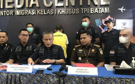 Imigrasi Batam Telusuri Pelaku Pemalsuan Stempel Imigrasi di Malaysia