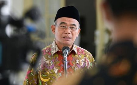 Menko PMK Muhadjir Effendy Pastikan Biaya Perawatan Pasien Hepatitis Ditanggung BPJS Kesehatan