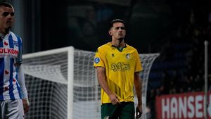 Buntut Tekel Keras, Justin Hubner Tuai Kritik Pedas dari Pelatih Fortuna Sittard