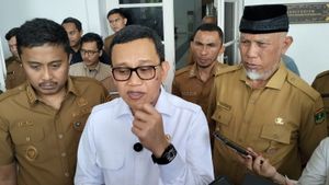 Menteri Karding Puji Mental Rantau Warga Sumbar, Beri Jalan Isi 1,7 Juta <i>Job Order</i> di Luar Negeri