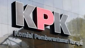 KPK Kejar Pengusaha Rokok Pemberi Setoran ke Ditjen Bea Cukai Lewat Salisa Asmoaji