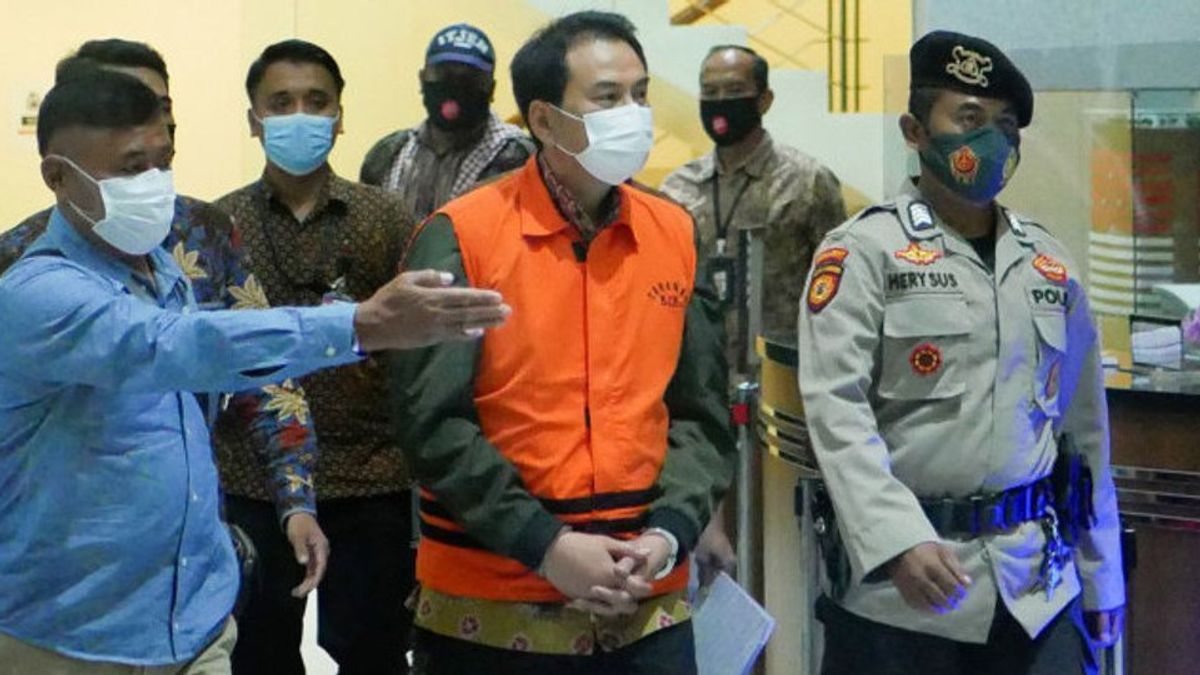 Revealed! Azis Syamsuddin 'Asked' Fee 8 Percent To Central Lampung Ex Regent