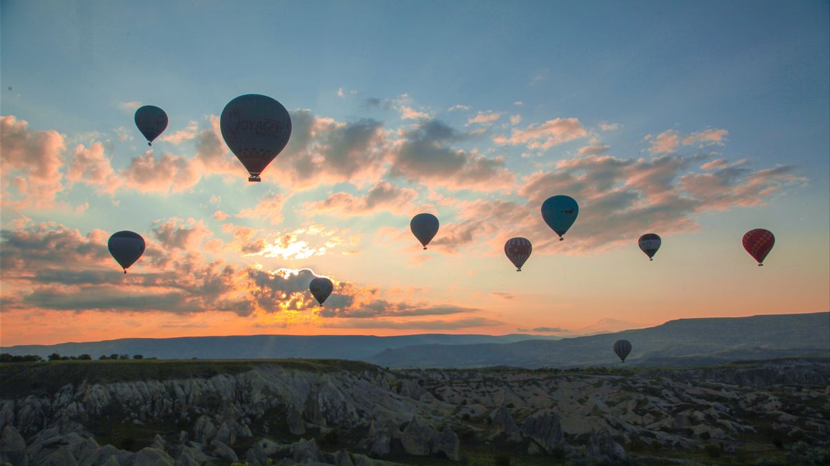 Jumlah Wisatawan Wahana Balon Udara di Cappadocia Turki Catat Rekor Sepanjang 2024