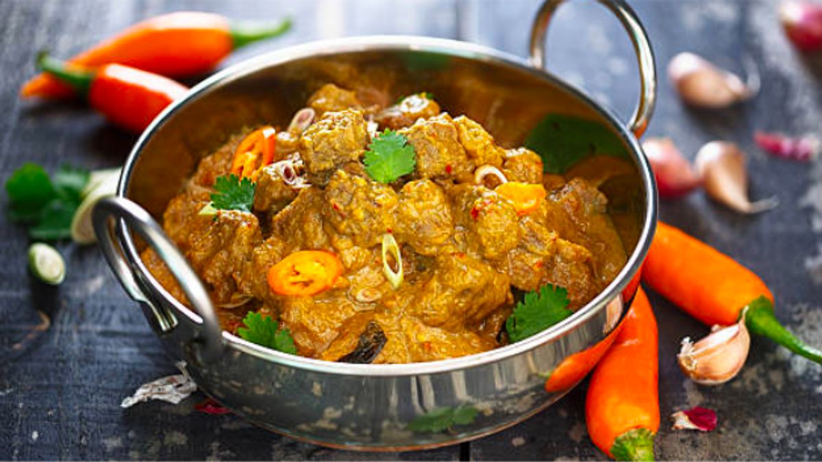 Know The History And Philosophy Behind The DeliciousNess Of Sumatran Rendang