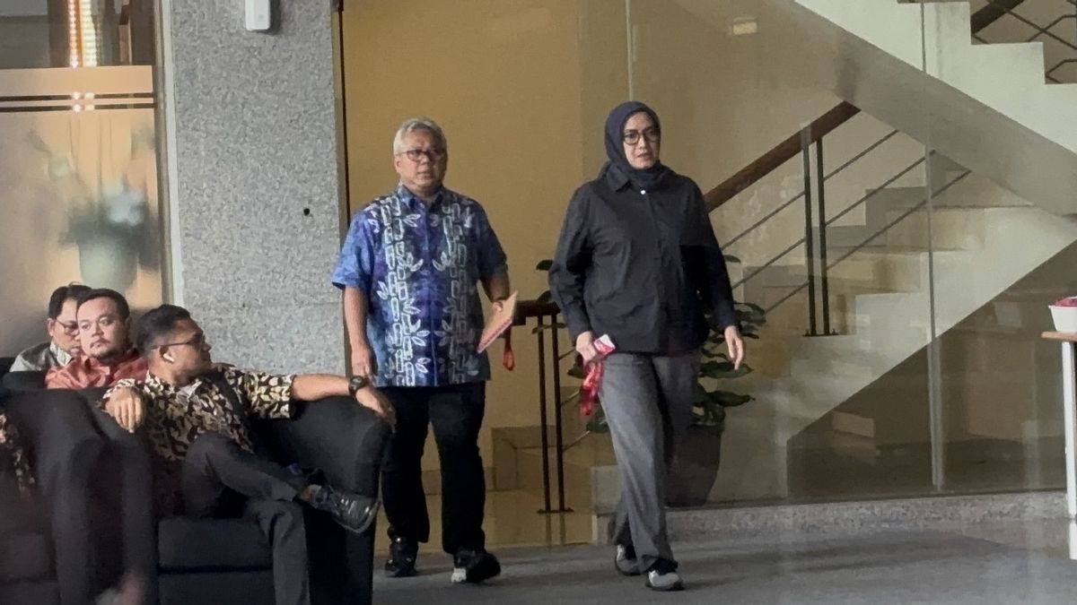 2 Former KPU Leaders Questioned By The KPK About The Bribery Of PAW Harun Masiku