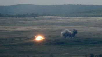 Serangan Rusia Rusak Lapangan Udara Militer Ukraina