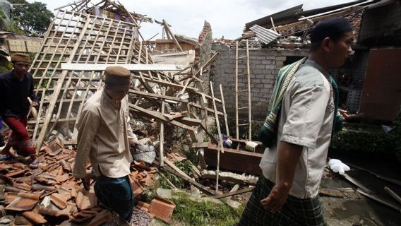 Cianjur Earthquake Update: 323 People Died, 9 People Missing