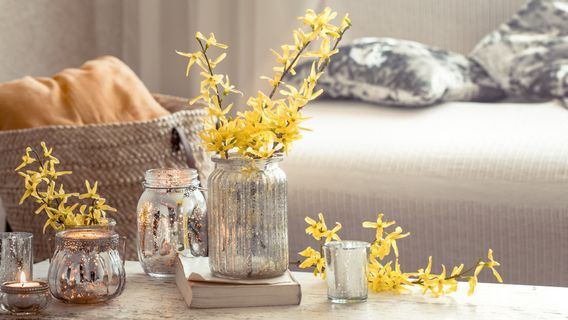 7 Tips Tablescaping the Living Room Table for a Warm and Classy Eid Decoration