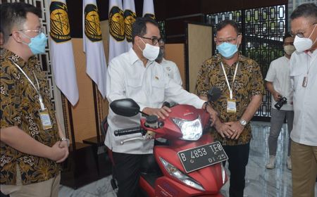 Pemerintah Upayakan Beri Subsidi Konversi Kendaraan BBM ke Listrik