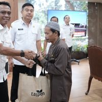 TASPEN Bagikan Ribuan Paket Sembako untuk ASN Berpenghasilan Rendah