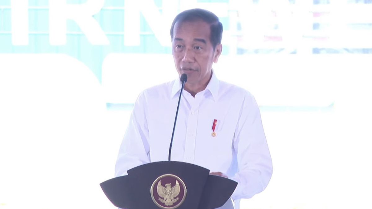 Tok! Jokowi Resmikan Pabrik Bahan Anoda Baterai Litium di Kendal