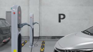 Awas Baterai Drop! Simak Tips Meninggalkan Mobil Listrik Selama Mudik Agar Kendaraan Tetap Prima