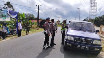 Cegah Warga Keluar Daerah, Polisi Bangka Barat Perketat Pelabuhan Tanjungkalian
