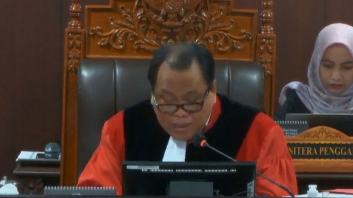 The Trial For The Beginning Of The Applicant's Identity Has Been Changed, The Aceh Party's Attorney Gets Advice From The Constitutional Court Judge