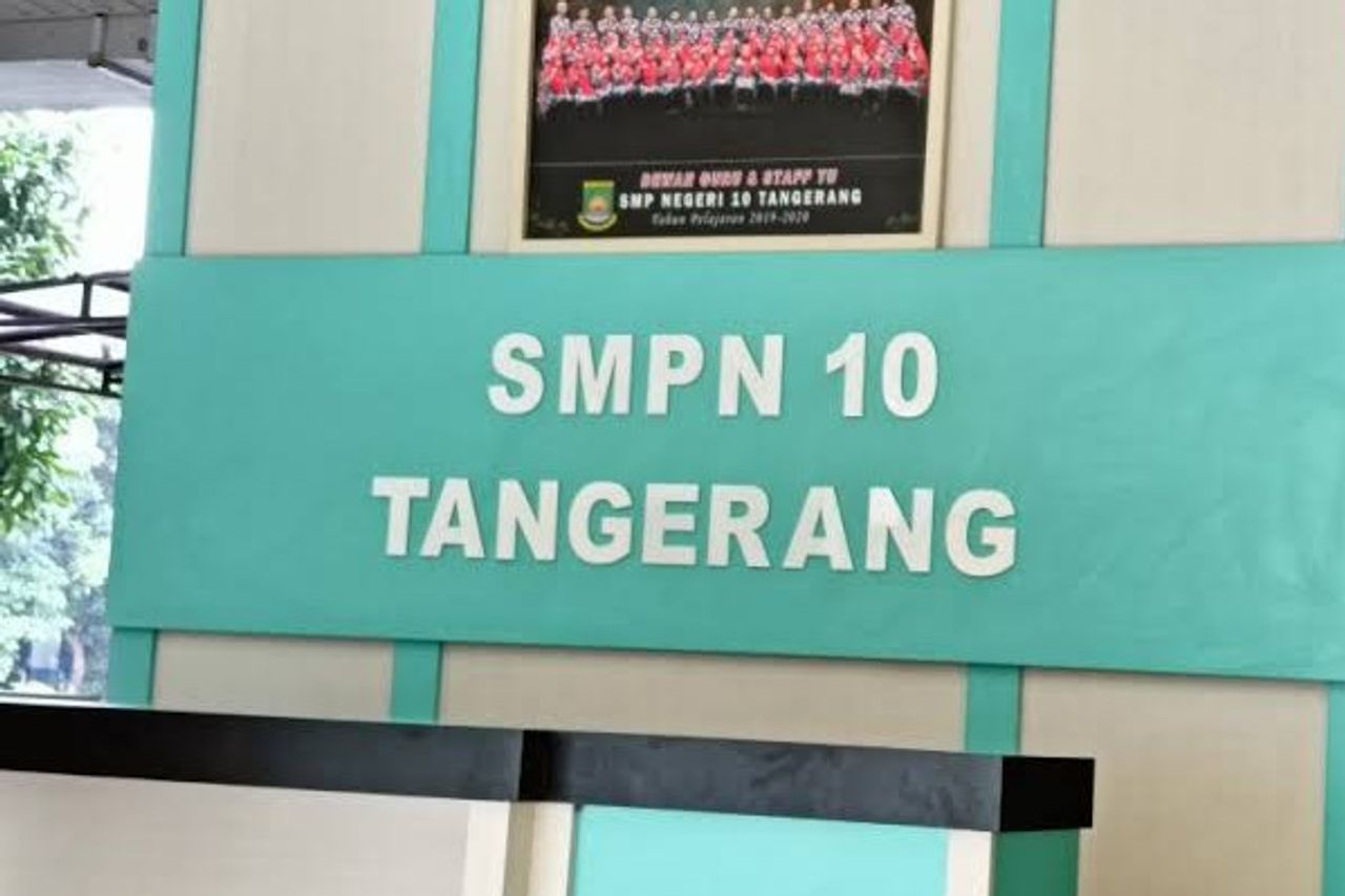 SMPN 10タンゲランは、旅行代理店から奪われた学生ツアーの研究資金を置き換えることを約束します