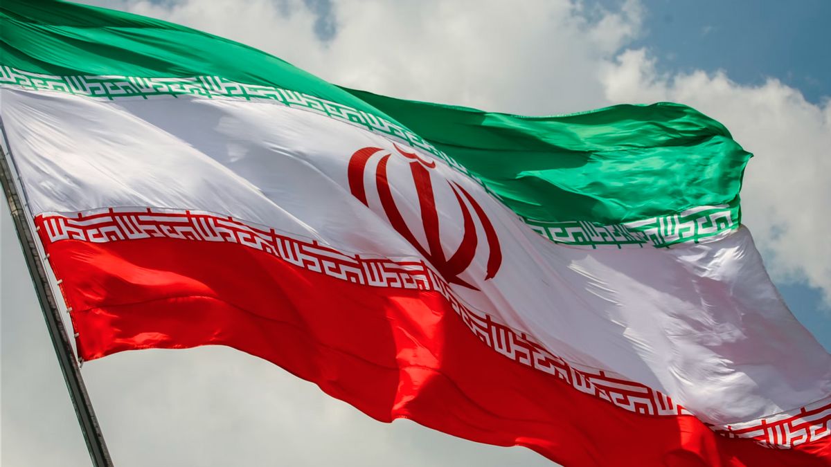 Iran: Saturday Morning Explosions Related To Deployed Air Defense