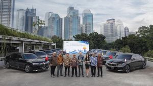 BMW Indonésie remise un véhicule de luxe pour le Forum Eau Mondial de 2024