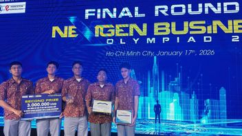 5名Labschool Kebayoran学生在越南的NextGen Business比赛中获得第二名