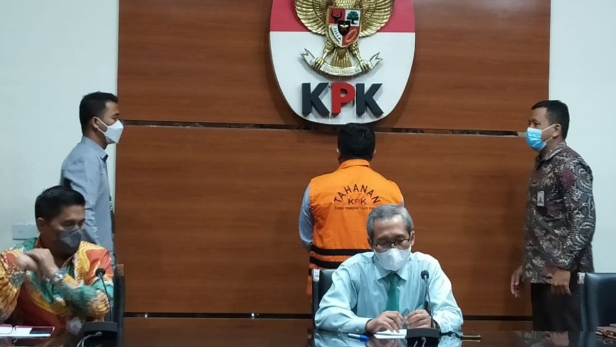 被KPK拘留，贿赂中央曼伯拉莫摄政王据称向数十亿卢比提供资金