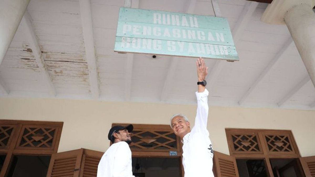 Ganjar Visits Bung Hatta's Shelter House In Banda Neira
