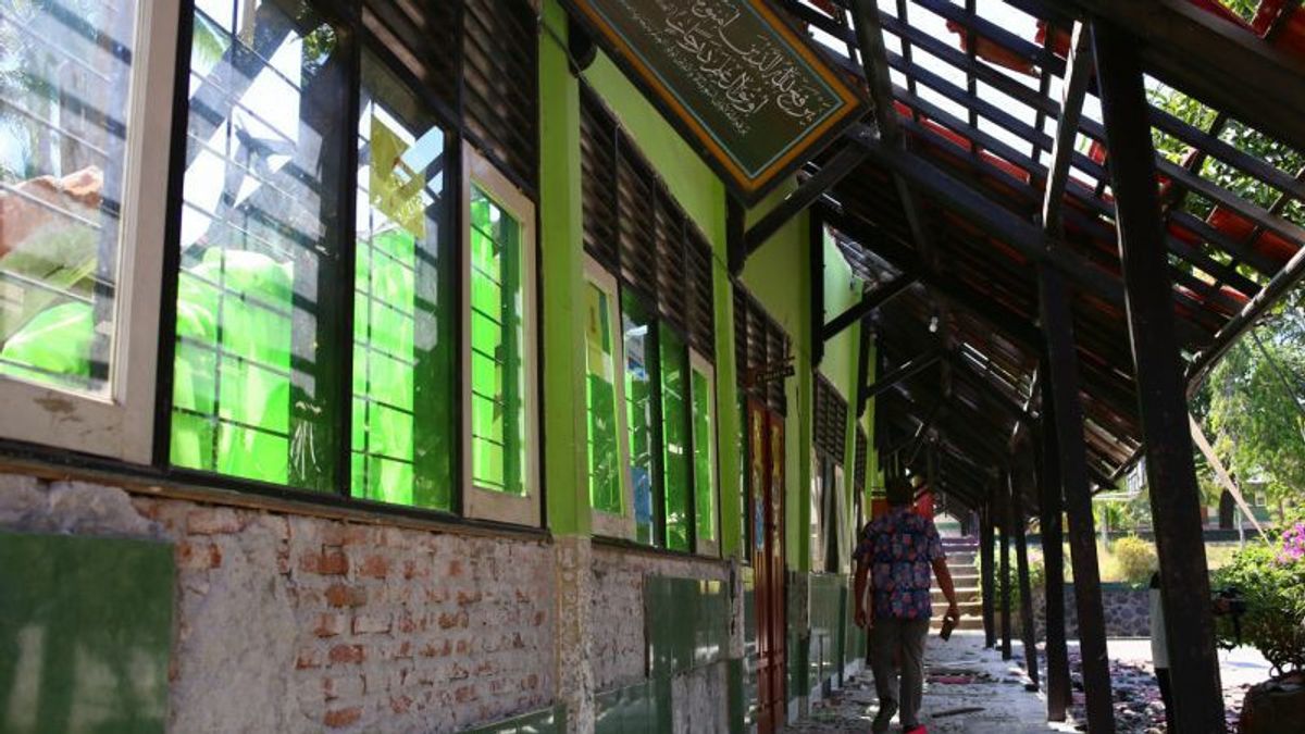 2018年の地震で被害を受けた学校の再建、北ロンボクは720億ポンドを必要としている