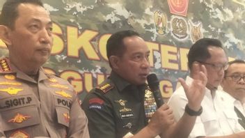 TNI Deploys 30,151 Personnel To Help Sumatra Flood Victims