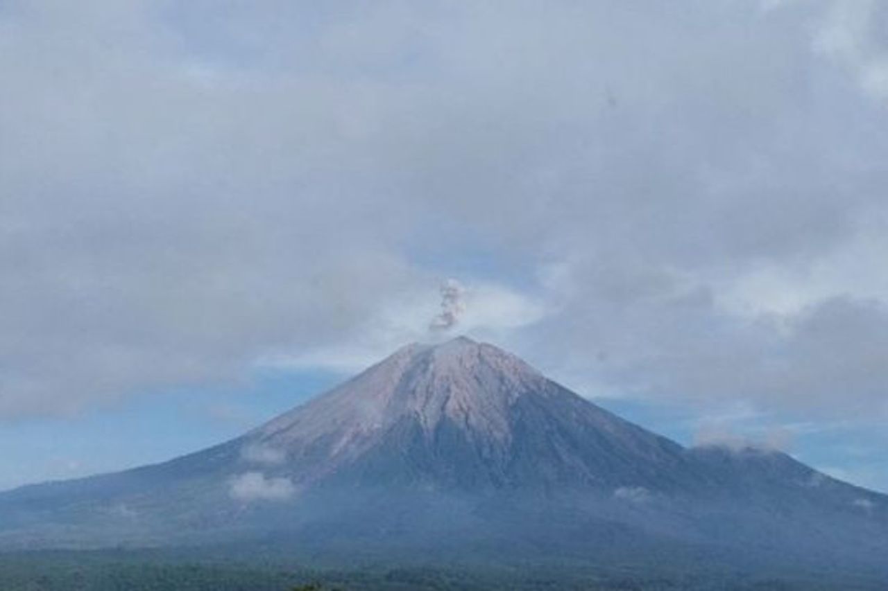 PVBMG 警戒態勢にあるスメル山の評価