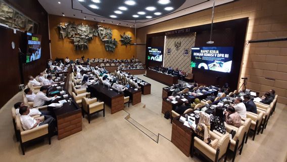 DPR Tak Terima Istilah 'Desa Fiktif' dari Menkeu