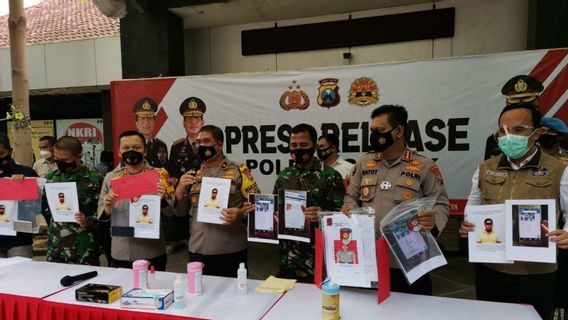 Penyebar Hoaks Kasdim 0817 Tewas Usai Divaksin COVID-19 Ditangkap, Polisi Bidik Pelaku Lain 