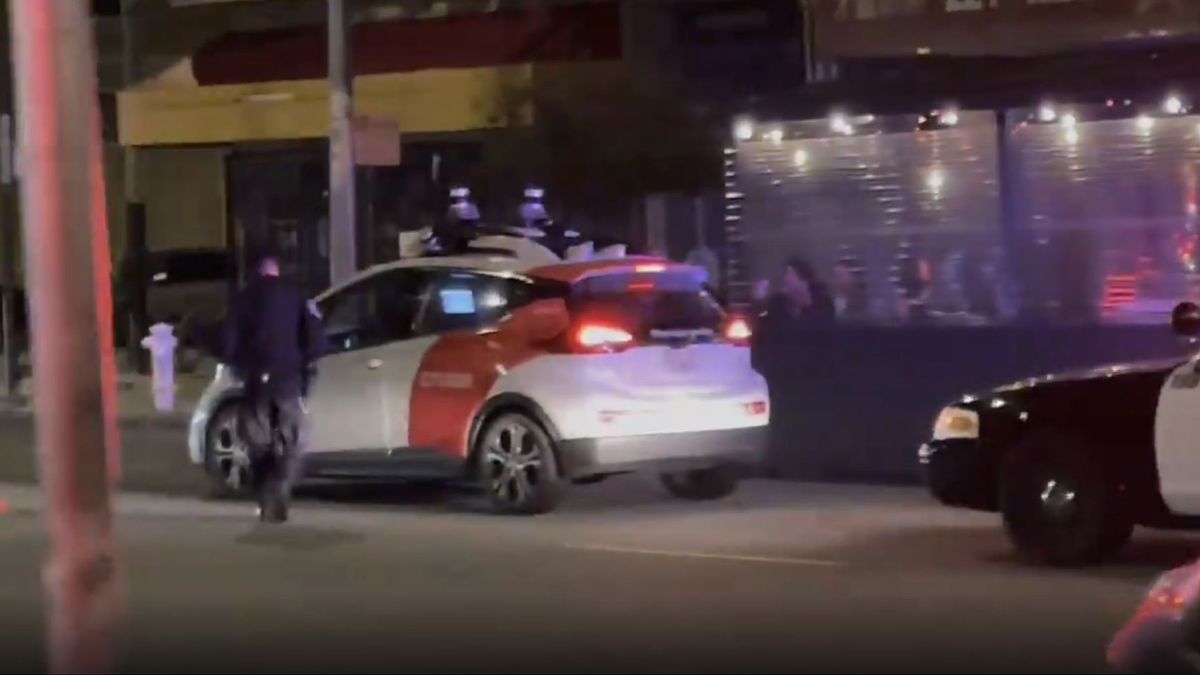 Kejadian Lucu di San Francisco, Polisi Bingung Berkomunikasi dengan Taksi Otonom Saat Langgar Aturan Lalu Lintas